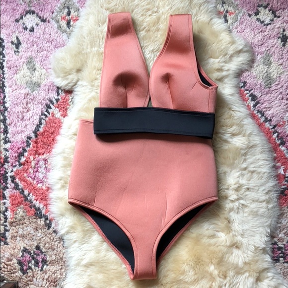 ASOS Contrast Strap Scuba Swimsuit 2 Piece - Picture 5 of 8